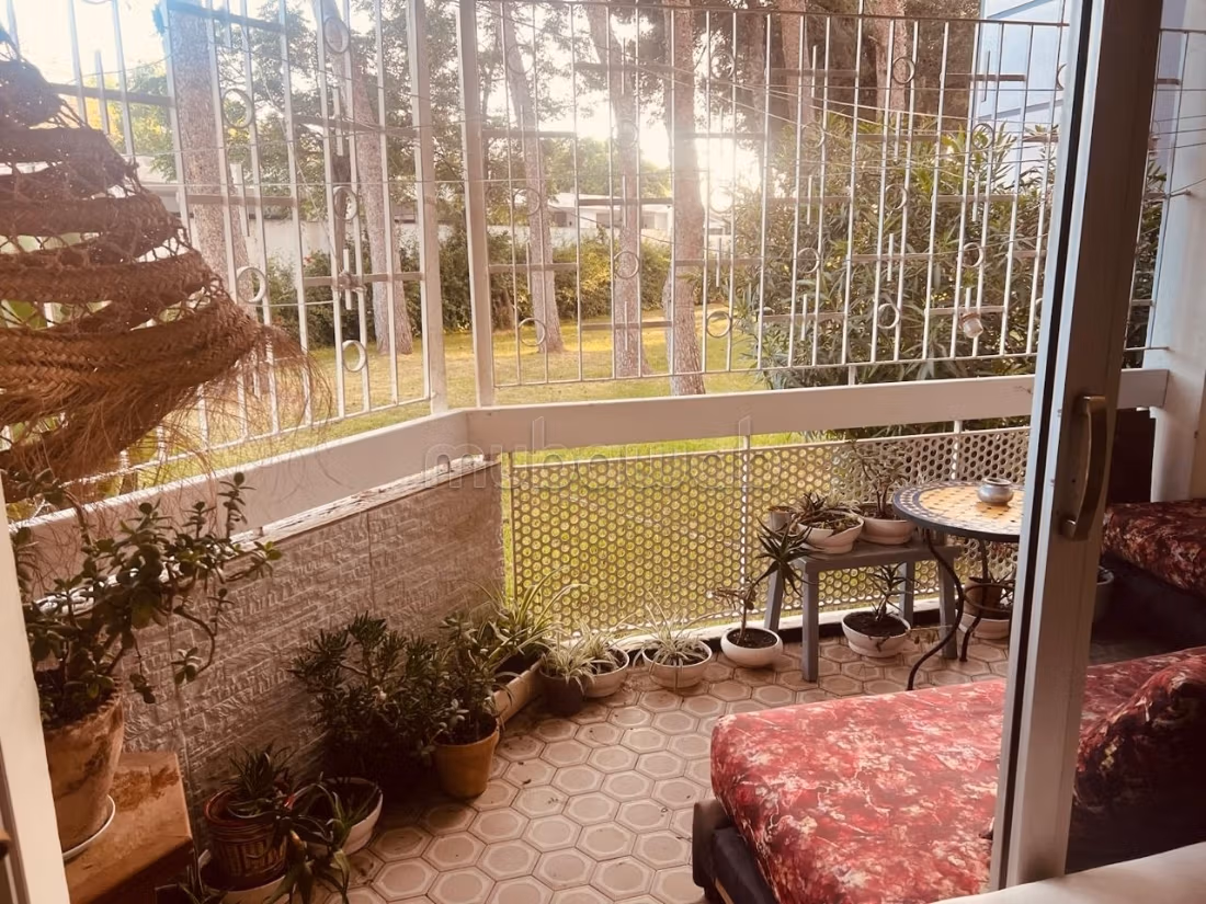 Appartement meuble — 5