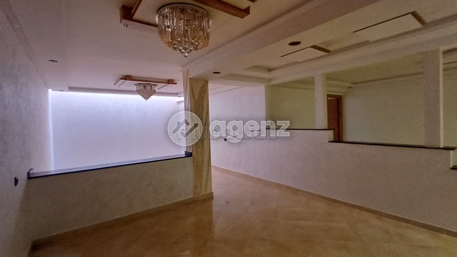 Duplex in vendita 130 m², 4 camere Hay Salam Mohammedia