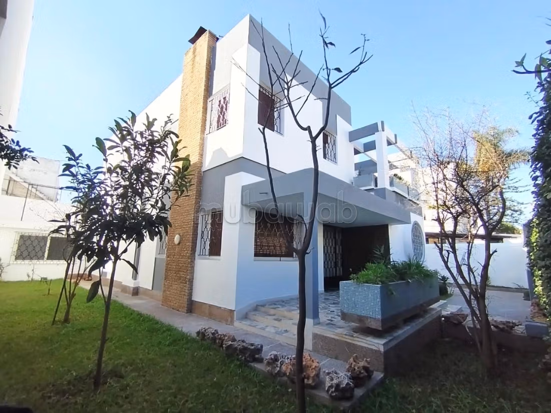 Se alquila Villa de 400m2 comercial Franceville