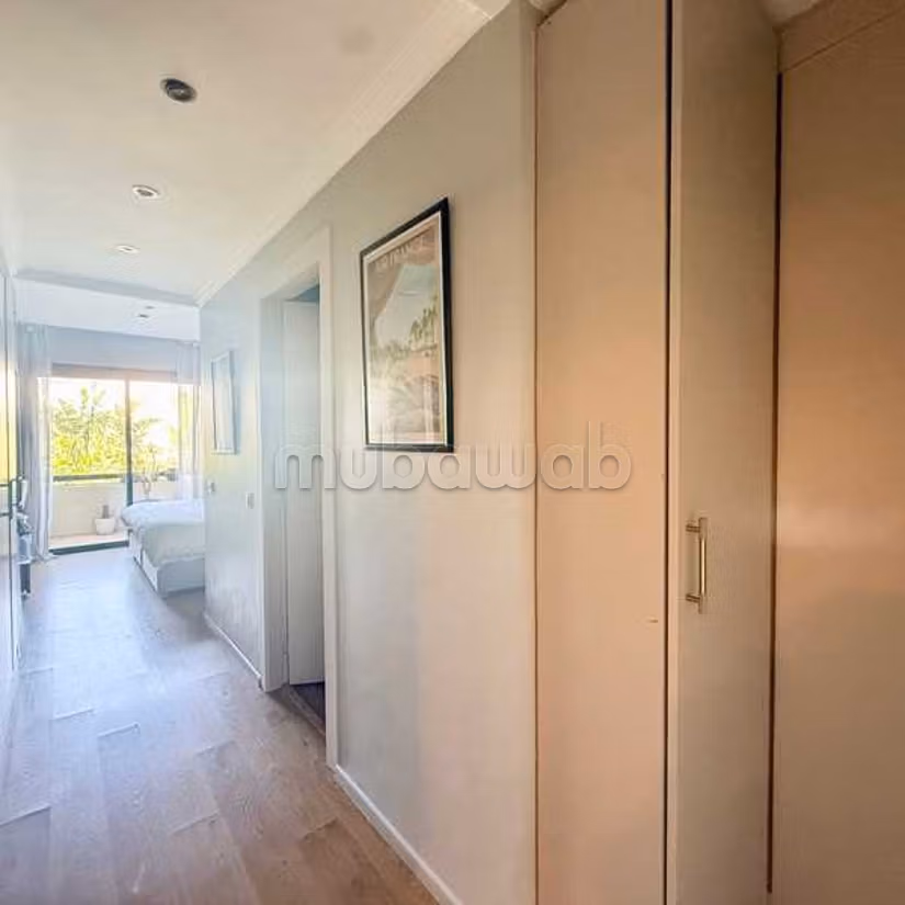 Appartamento in Affitto di 202.0 m² a Casablanca, Ain Diab