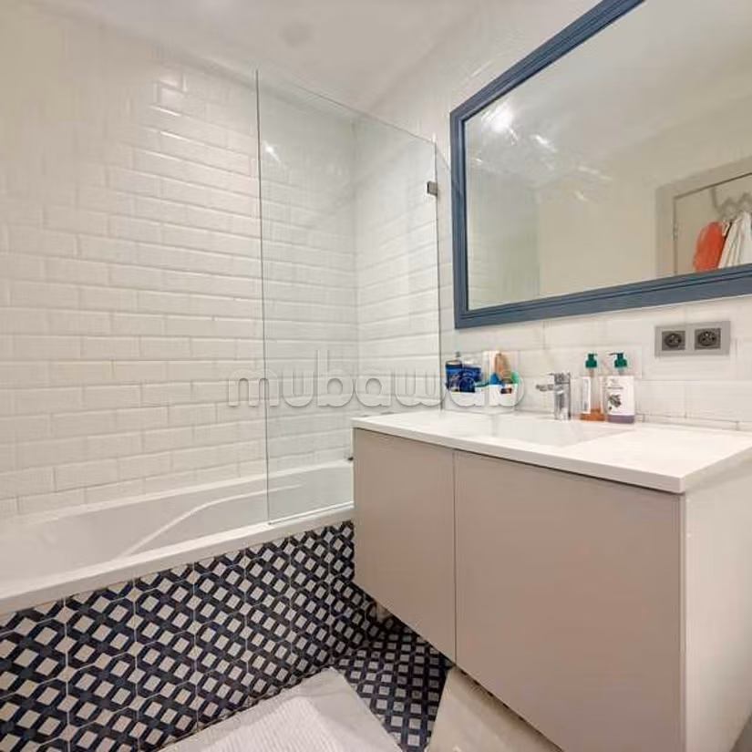 Appartamento in Affitto di 202.0 m² a Casablanca, Ain Diab