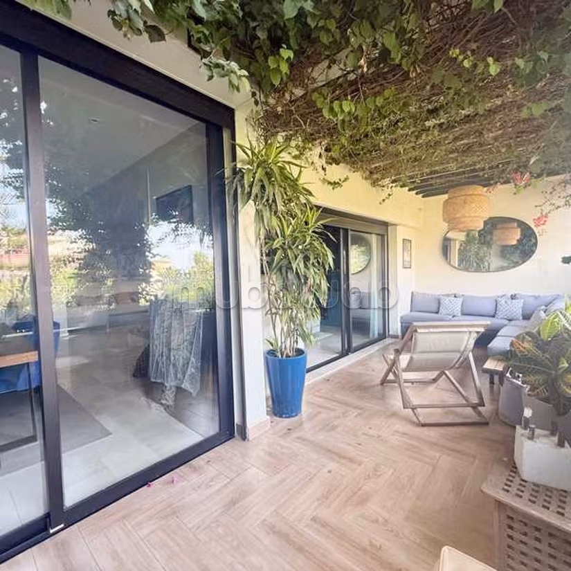 Appartamento in Affitto di 202.0 m² a Casablanca, Ain Diab