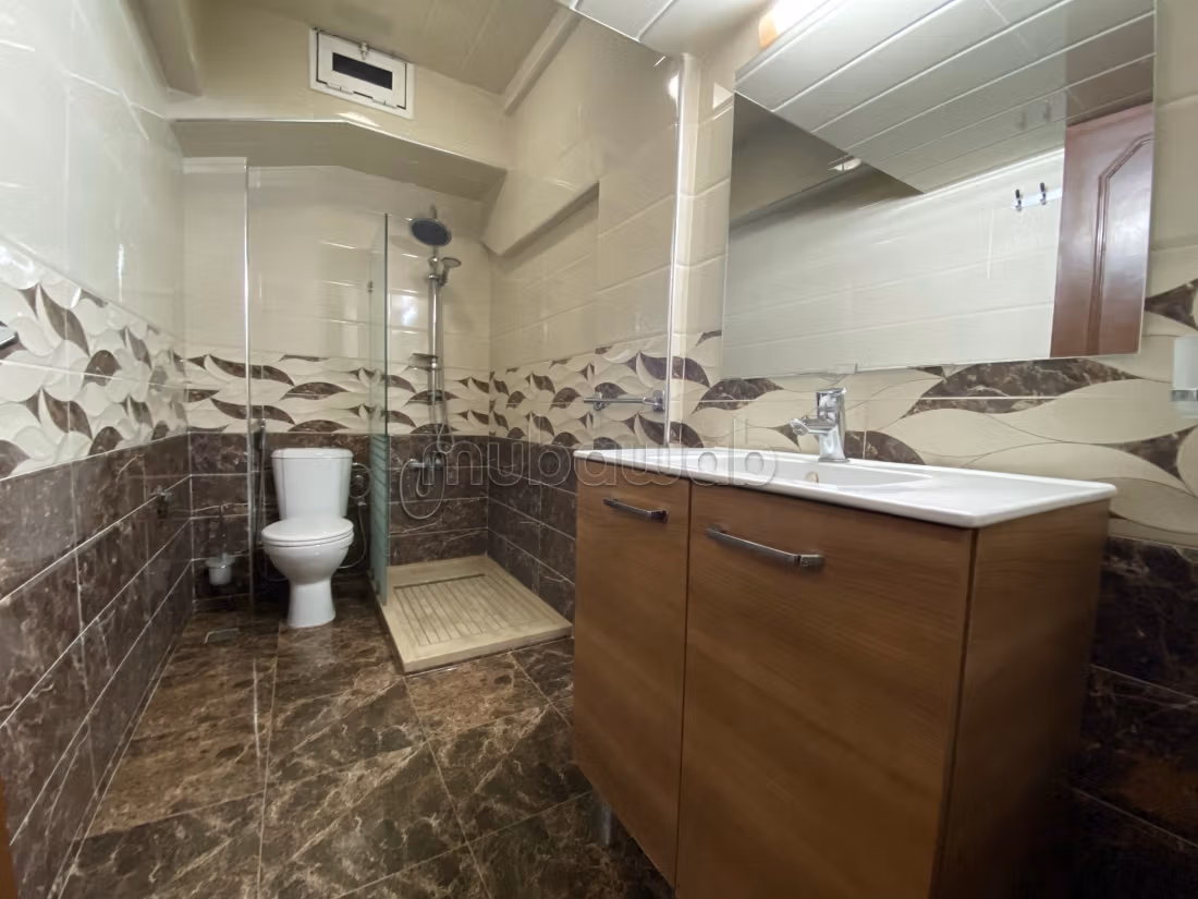Apartamento de vacaciones en alquiler en Narjis. 3 habitaciones cómodas. Salón marroquí, seguridad