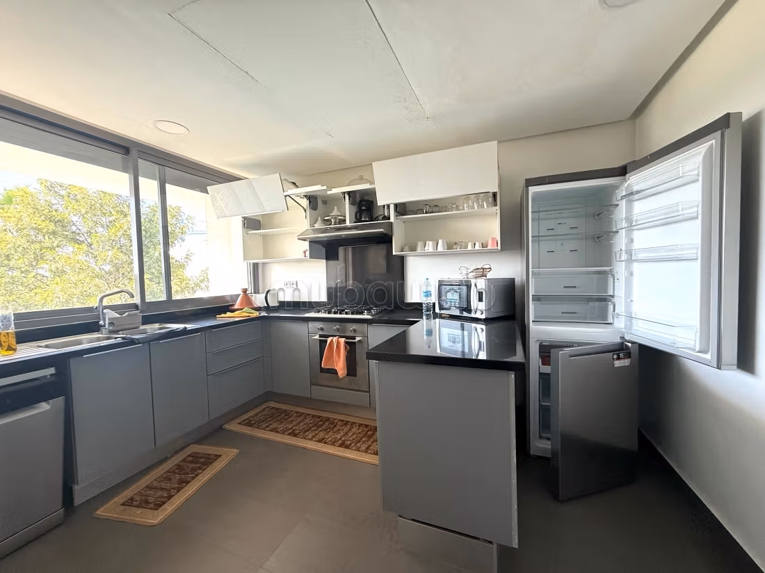 À louer – Bouskoura Ville Verte 3 chambres — 4