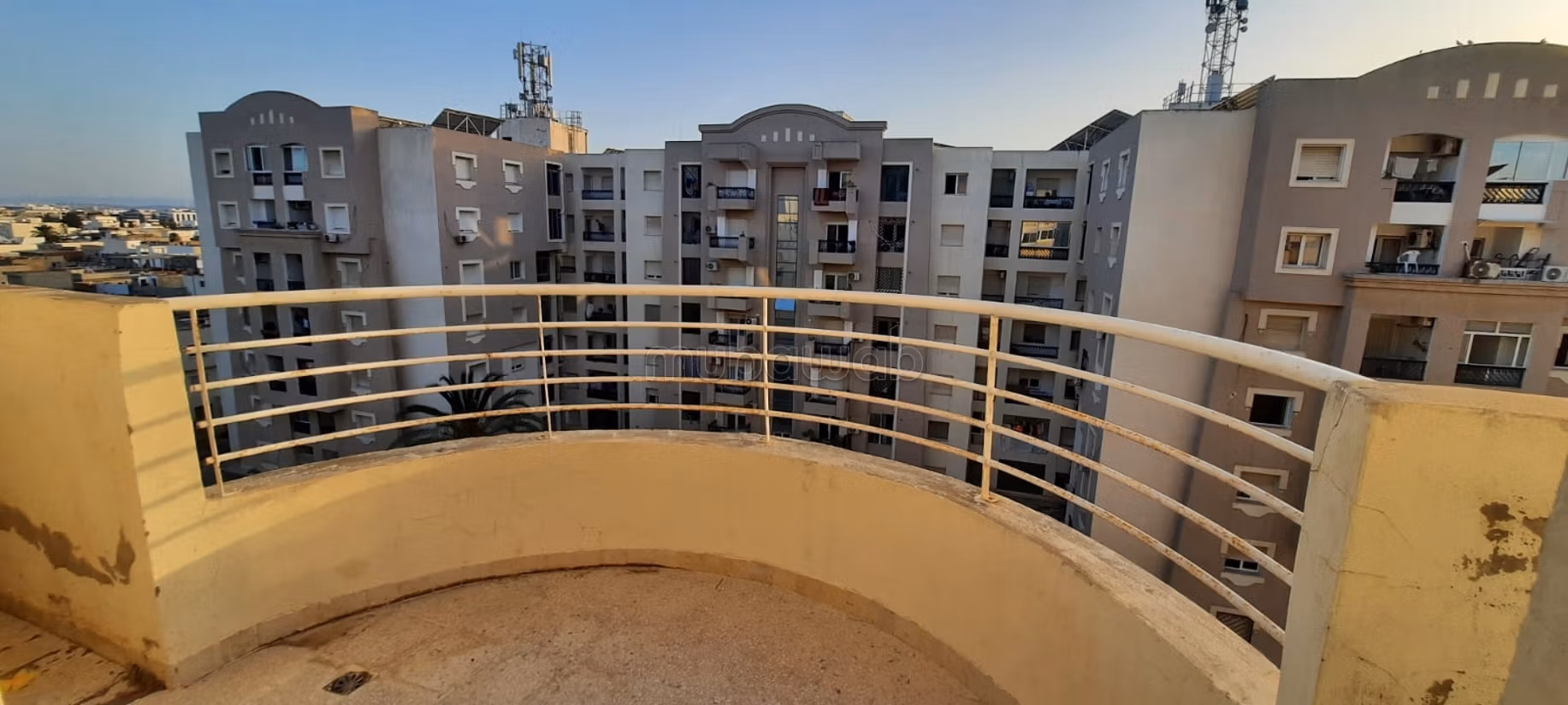 A VENDRE S4 A Cité El Wahat Laouina