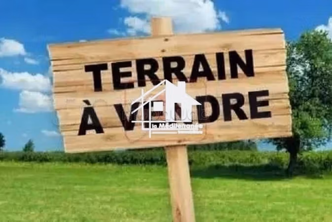 A vendre lot de terrain de 309 m