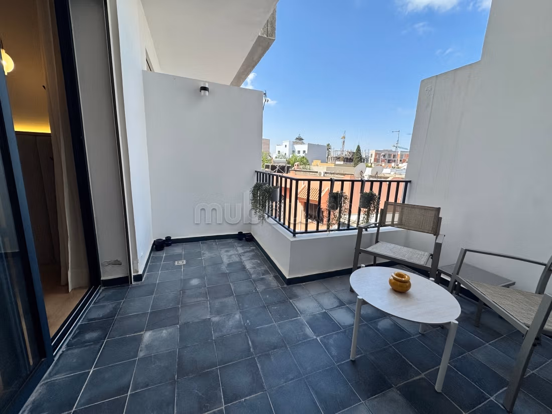 Furnished studio