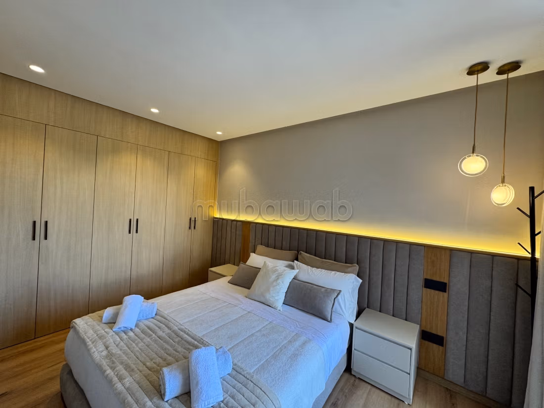 Furnished studio