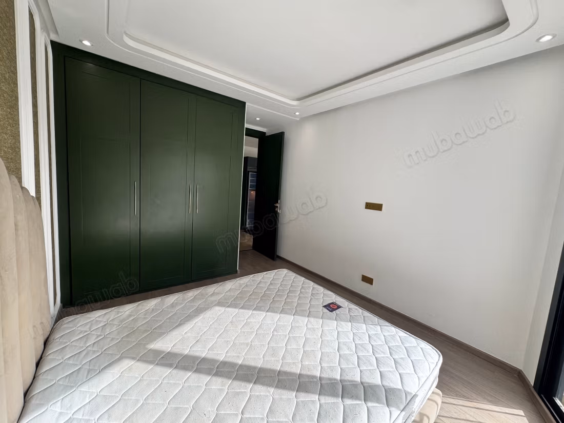 Studio semi arredato o vuoto in affitto