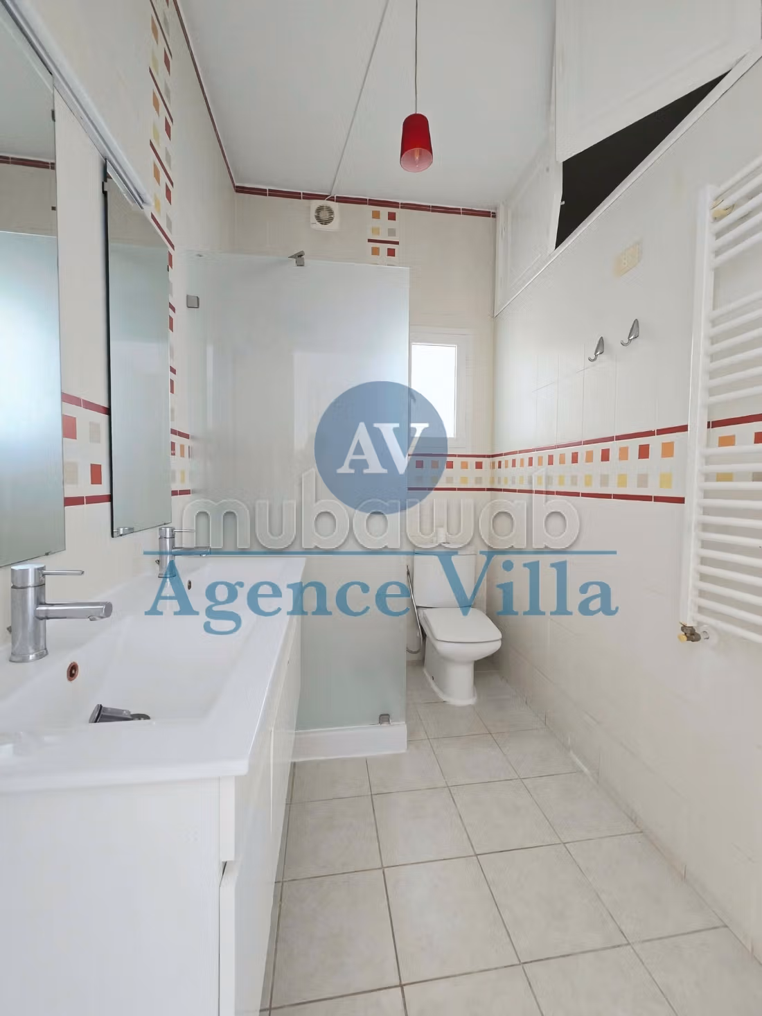 A louer un RDC de villa avec jardin à la Marsa