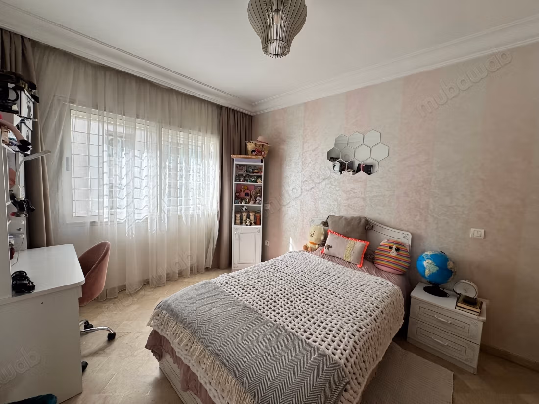 Heldere appartement te koop