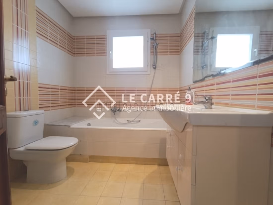 A louer un Appartement s3 au Lac 2