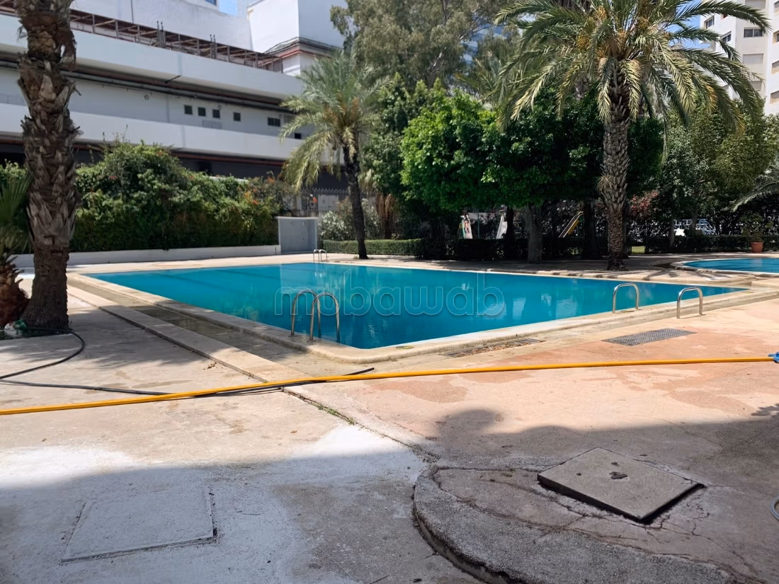Modern Studio • Beach & Pool