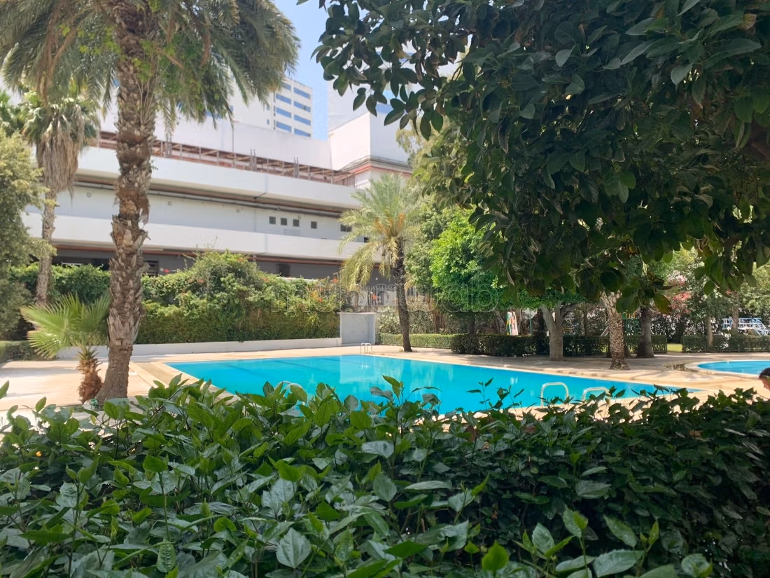Modern Studio • Beach & Pool