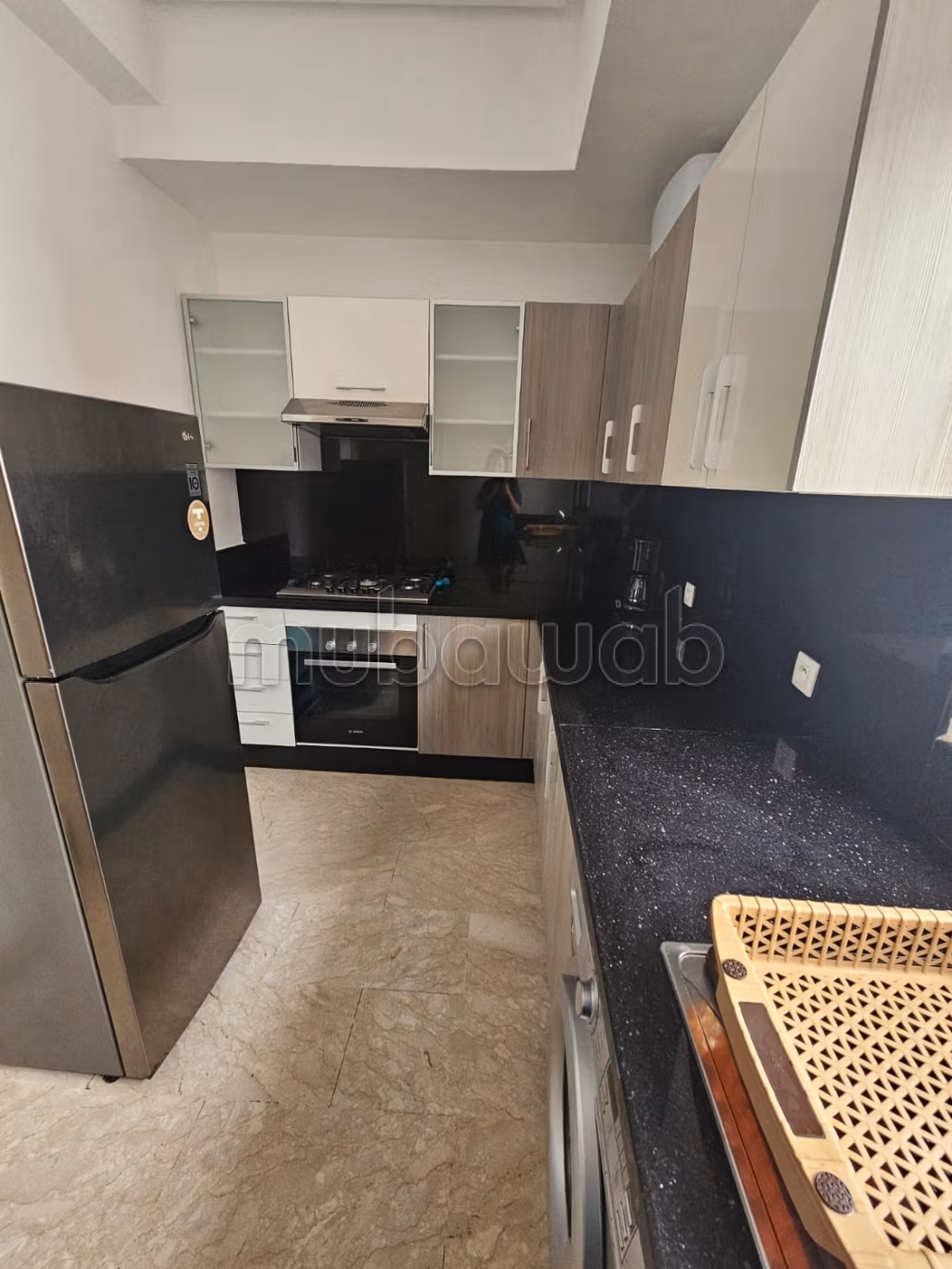 Appart a la location meublé a bourgogne 8500dh — 3
