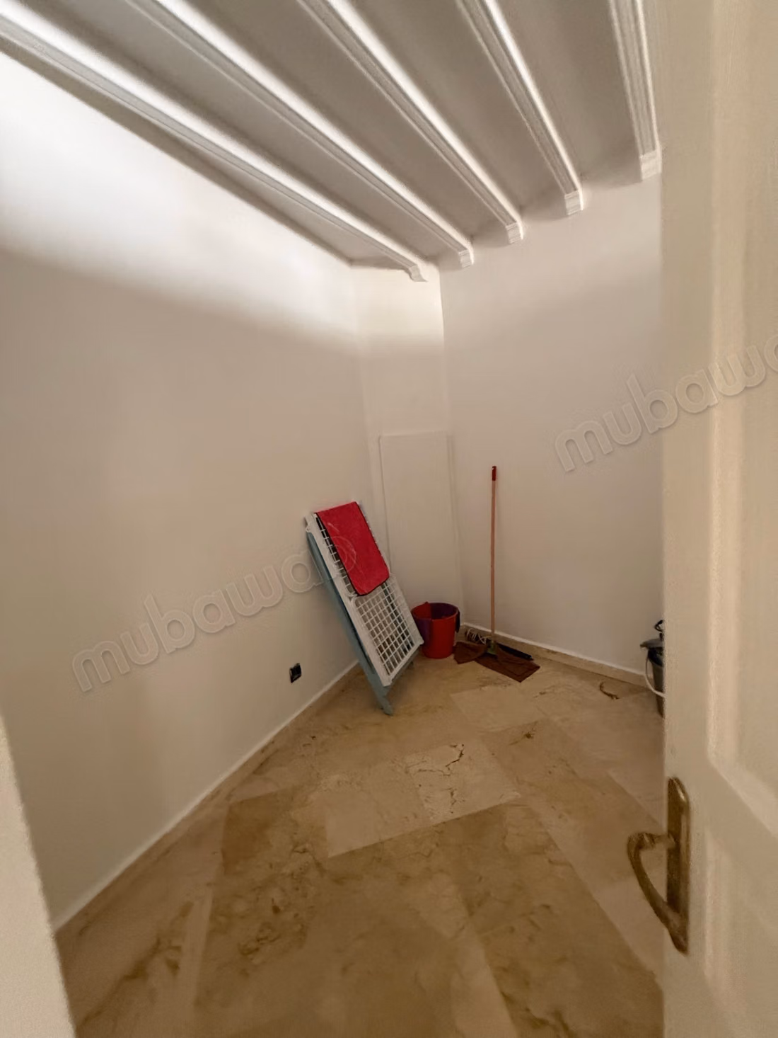 In Gemeubileerde Locatie: Magnifiek 3-slaapkamer Appartement van 210 m² in Racine Extension Casablanca