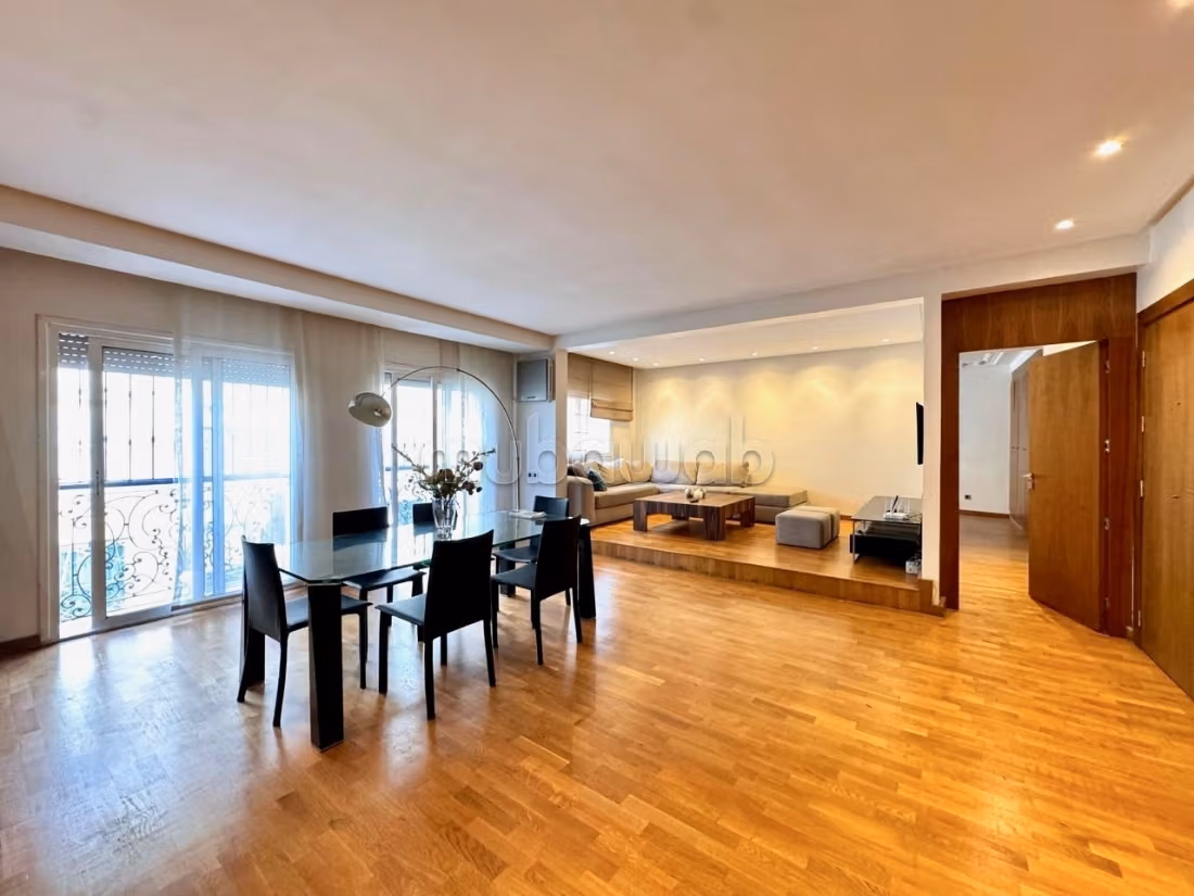 En Location Meublé: Magnifique Appartement 3 chambres Ch. Pers de 210 m à Racine Extension Casablanca — 5
