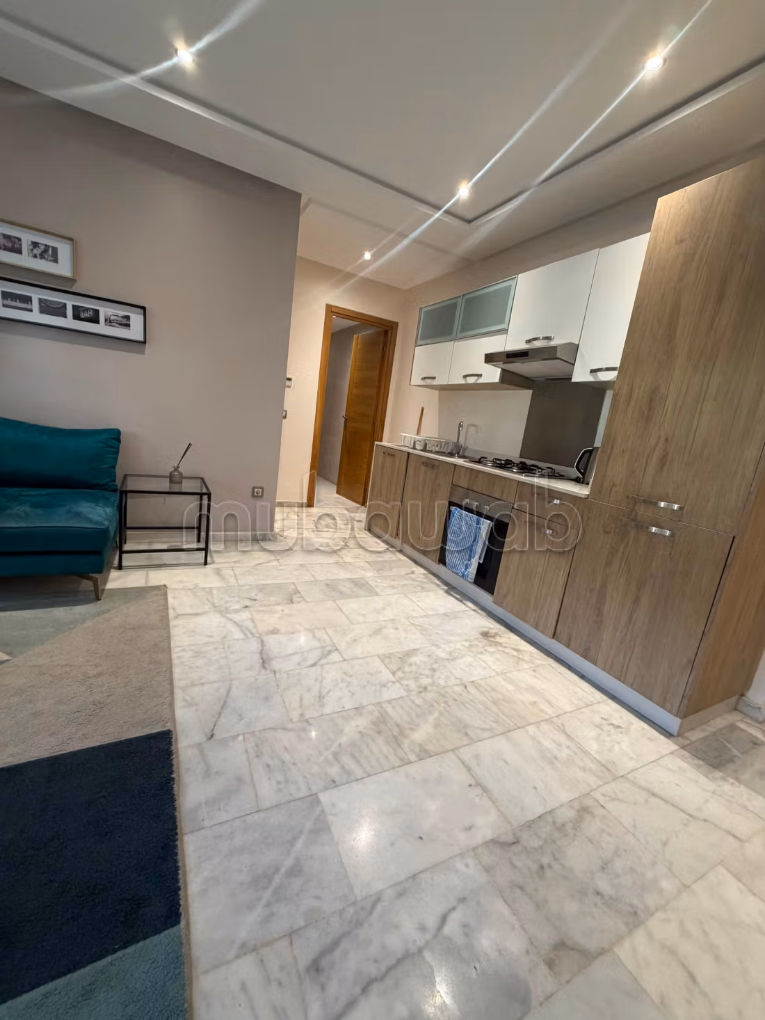 Appartement en location à Ferme Bretonne Hay Arraha.
Superficie 60 m².
Bien meublé — 5