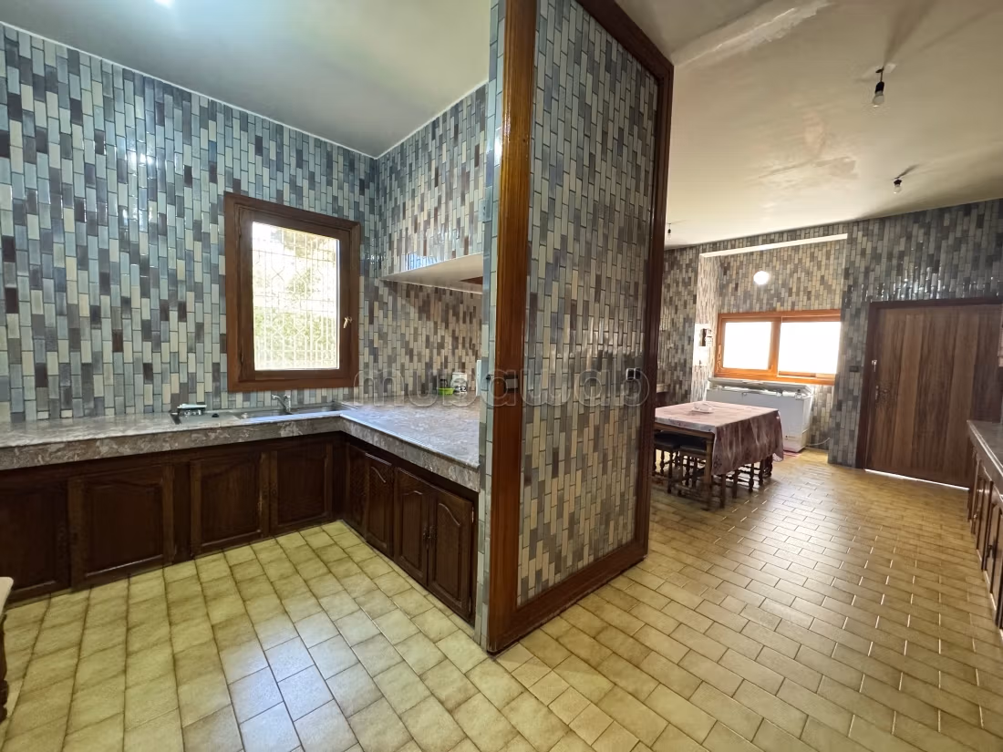 Exceptional villa for sale - Souissi, Rabat