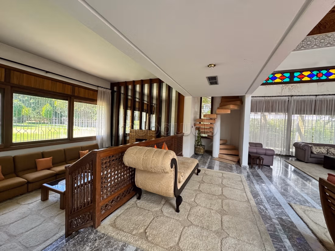 Exceptional villa for sale - Souissi, Rabat