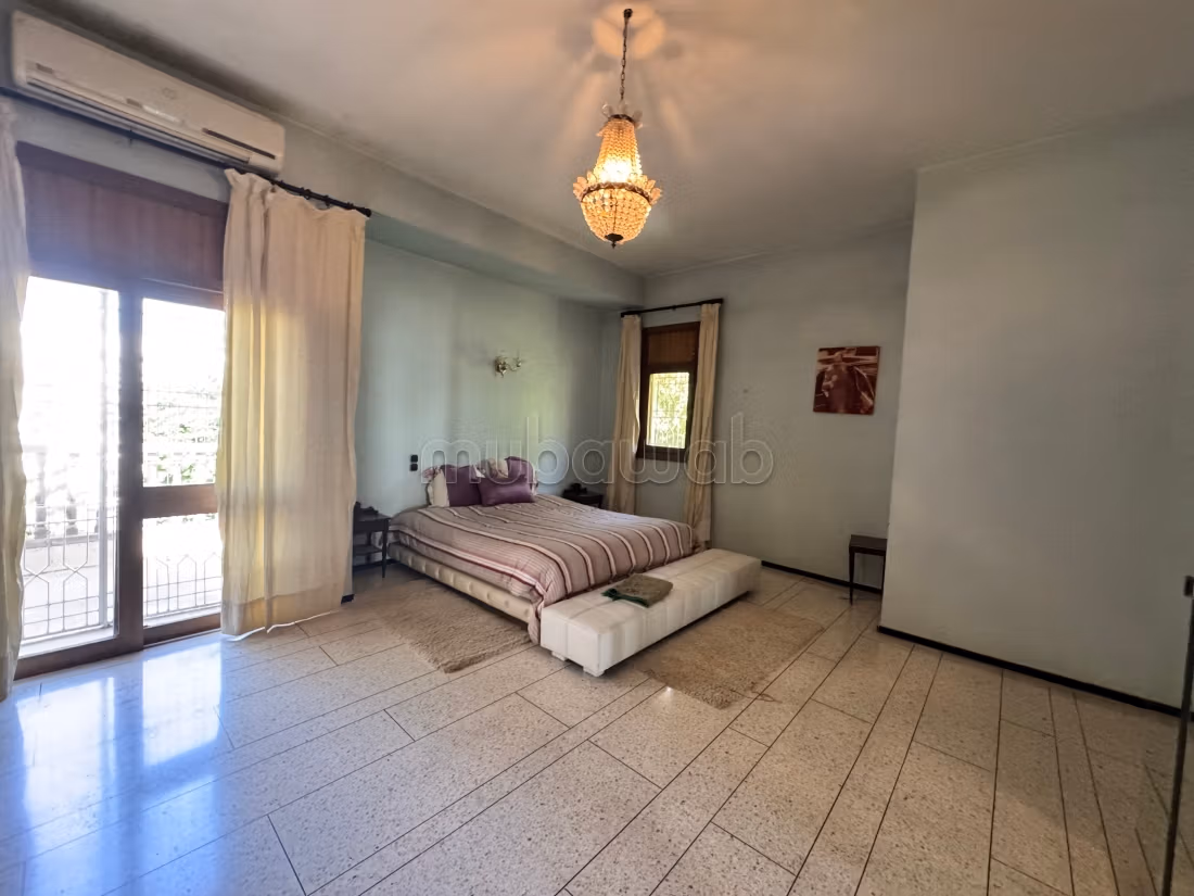 Exceptional villa for sale - Souissi, Rabat