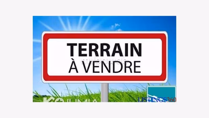 For sale land Angle 300m2 in Lusitania area