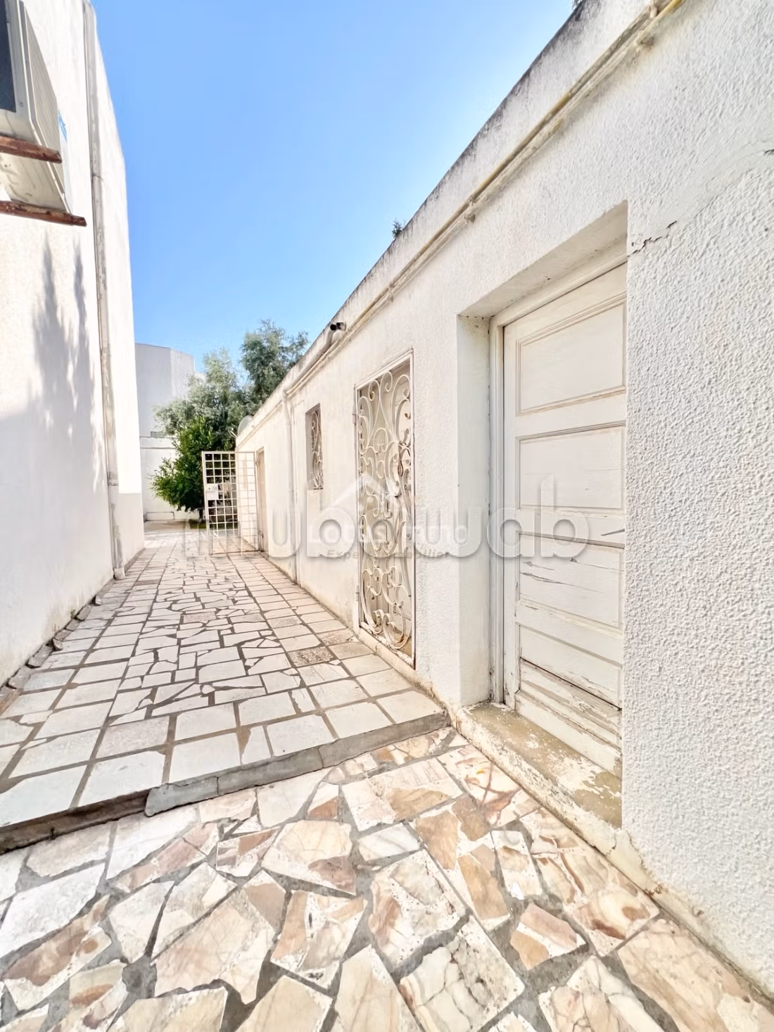 A Vendre Villa d'angle à El Manar 3