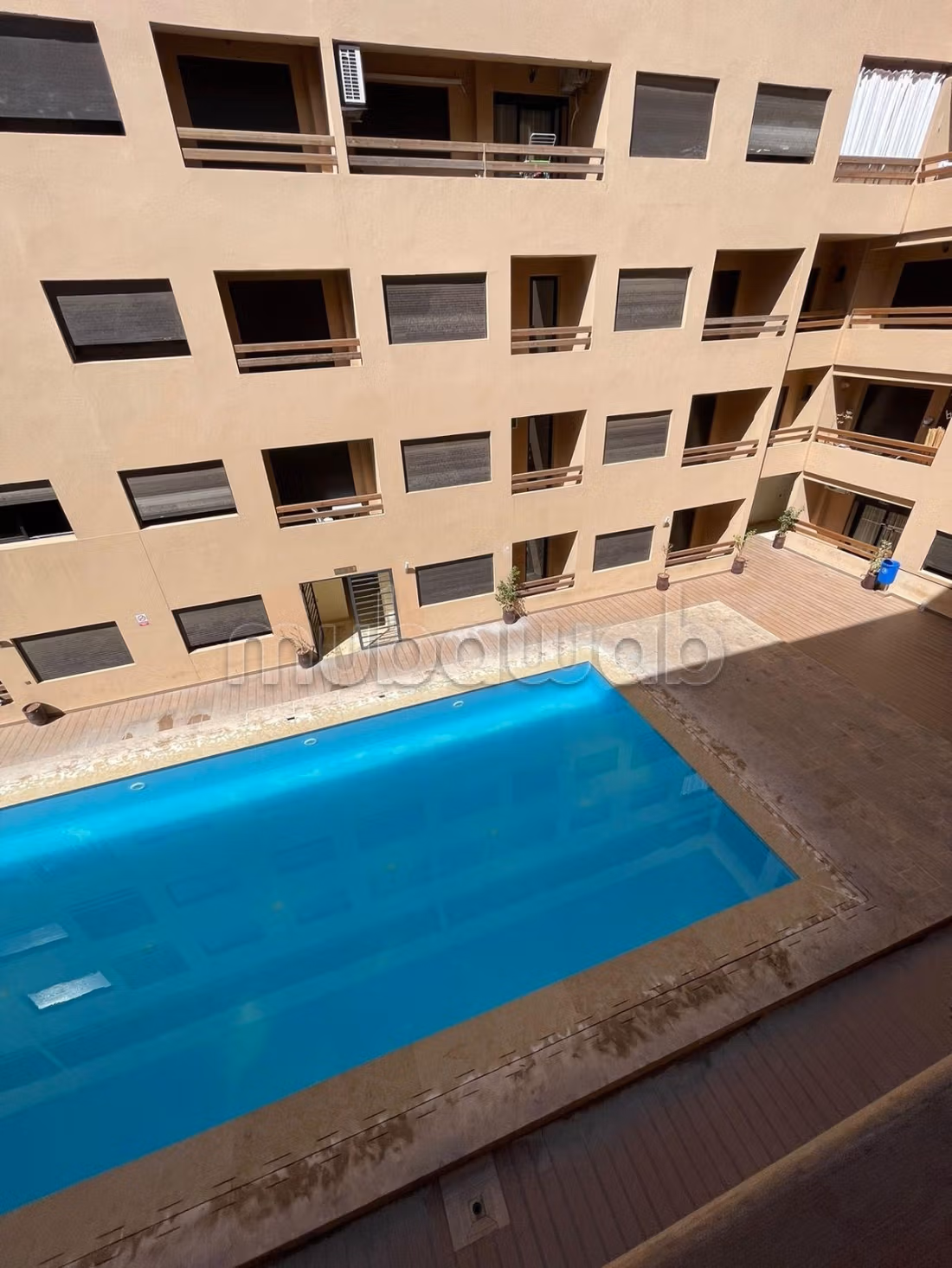 Location d'un appartement à Guéliz. 3 grandes pièces. Meublé — 2