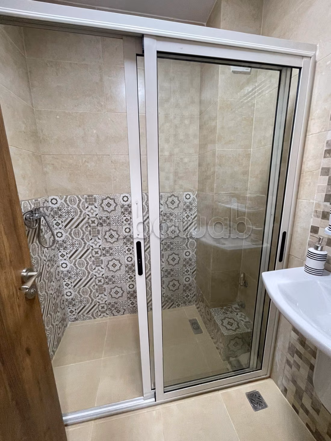 Location d'un appartement à Guéliz. 3 grandes pièces. Meublé — 4