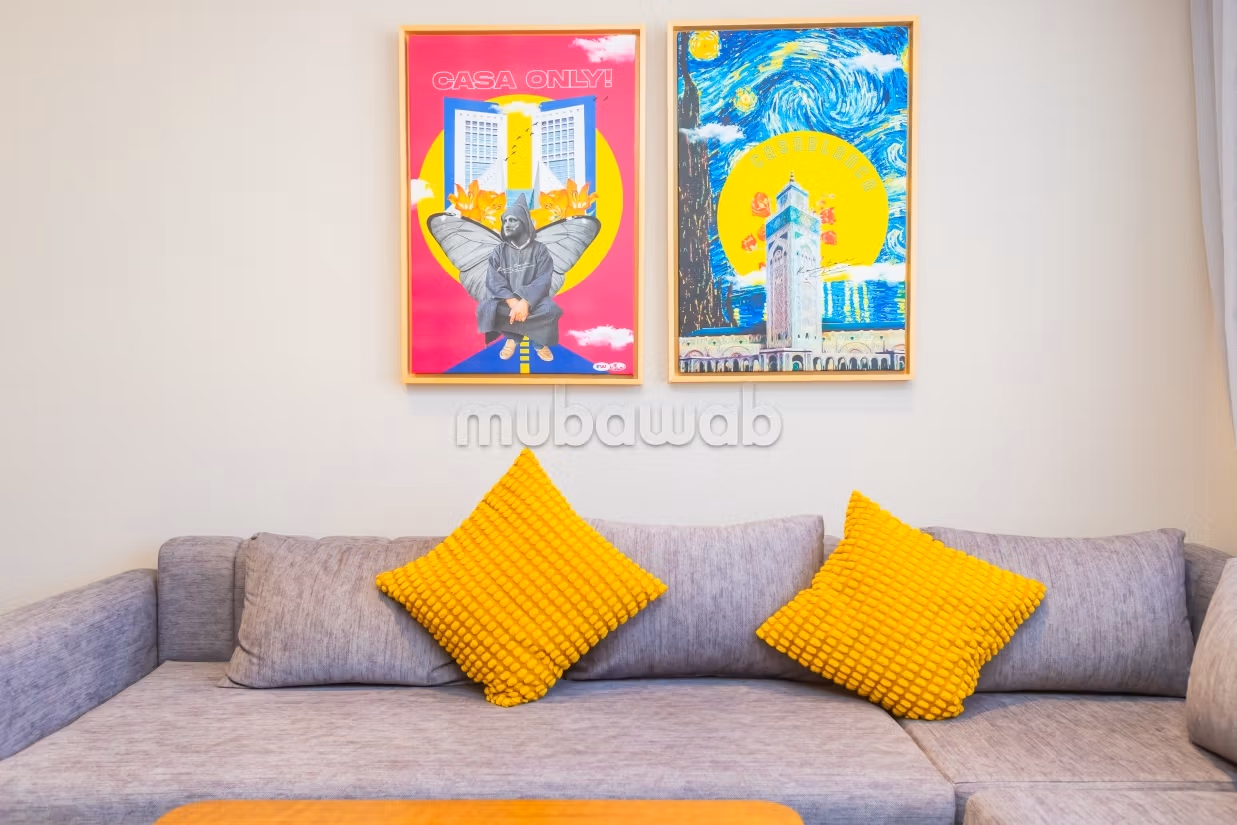 Superb modern studio for long-term rent