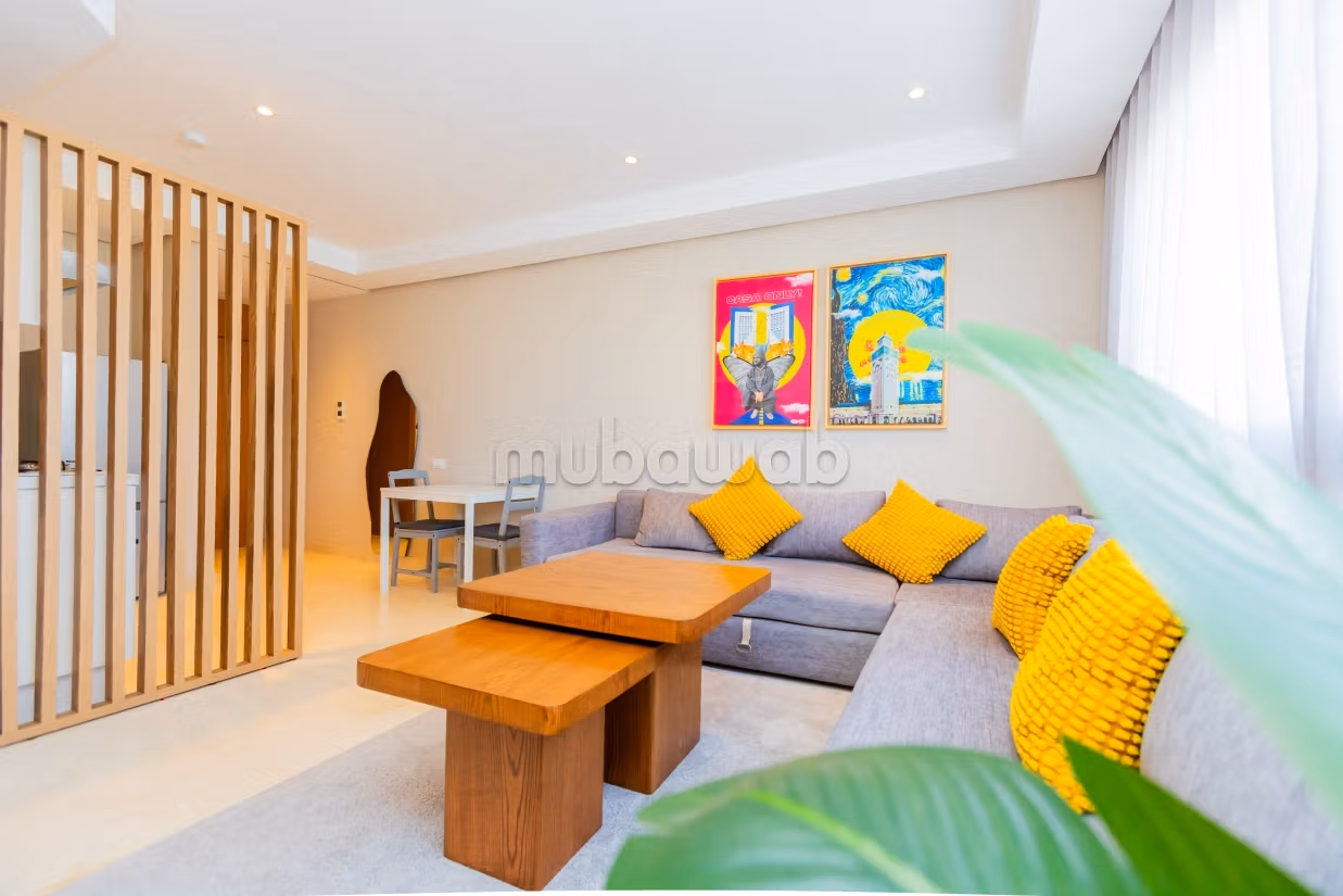 Superb modern studio for long-term rent