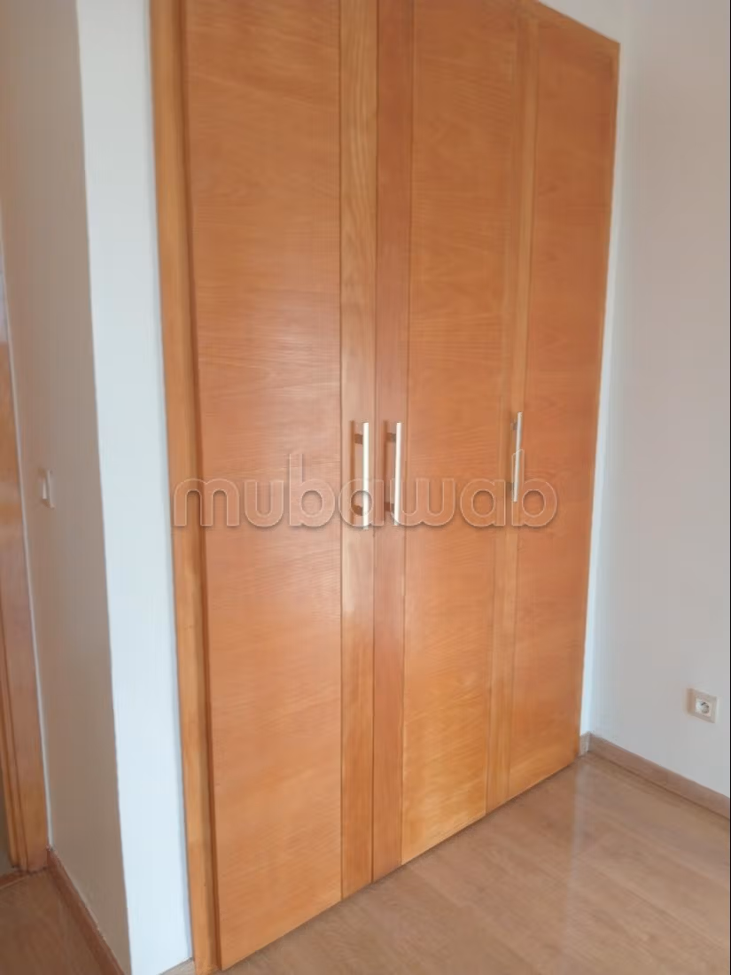 Apartment for rent with pool and garden view