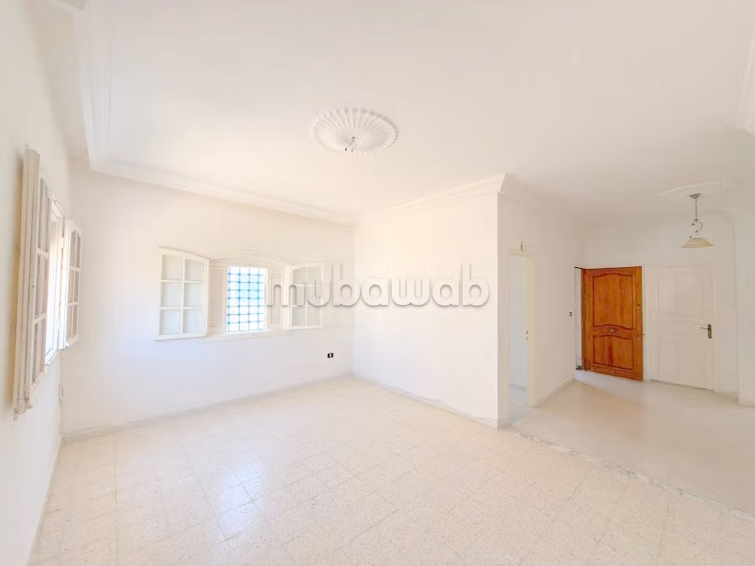 Villa indipendente composta da 3 appartamenti