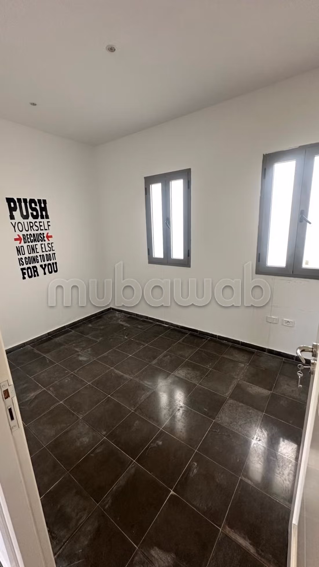In vendita o in affitto Ufficio H3 a Ezzahra