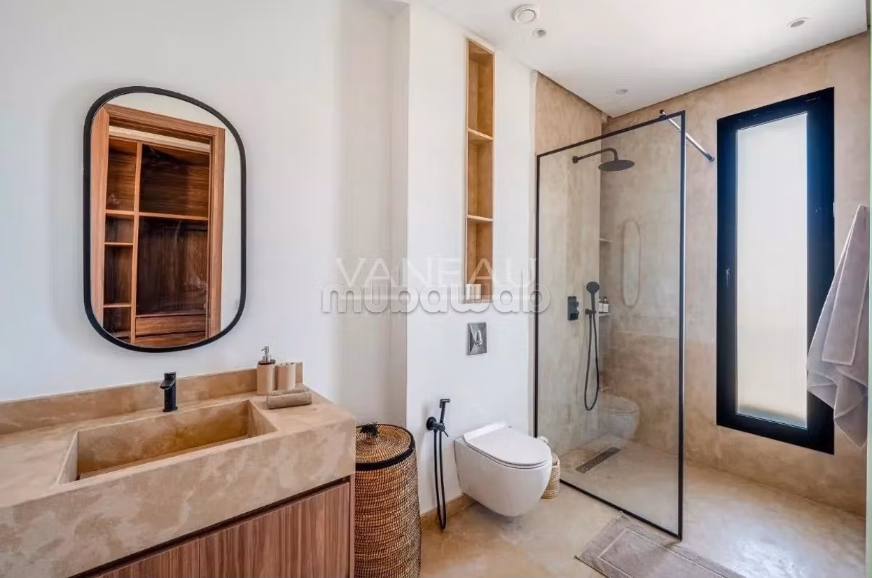 Villa contemporaine avec piscine et vue sur l’Atlas