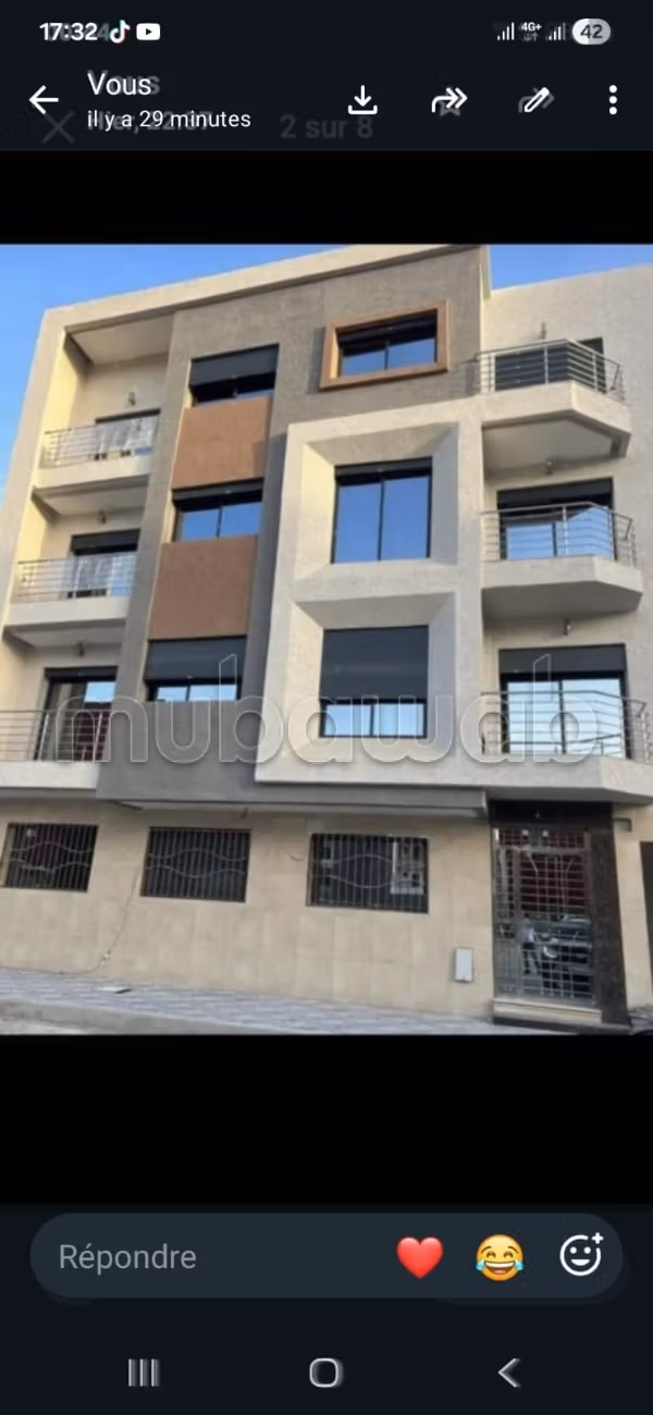 Appartement meublé et titré à vente à Martil. 3 grandes pièces. Meublé