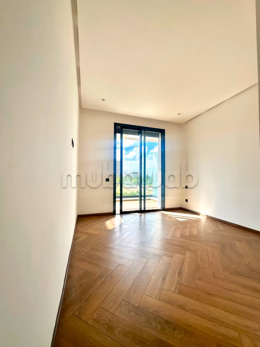 Superbe appartement vide à louer à CFC — 5