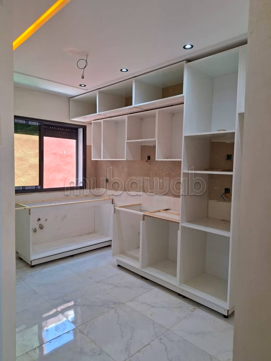 Appartement au deuxième étage avec deux entrées — 4