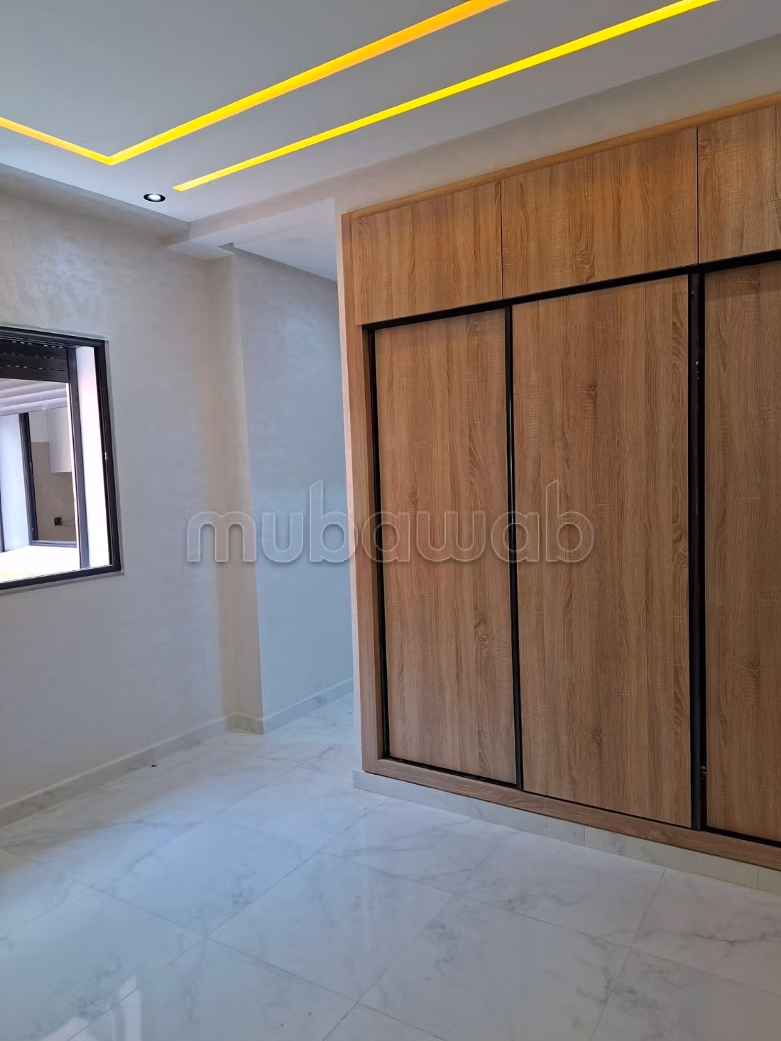 Appartement au deuxième étage avec deux entrées — 5