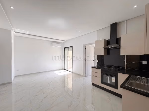 A louer un appartement S1 neuf à Ennasr