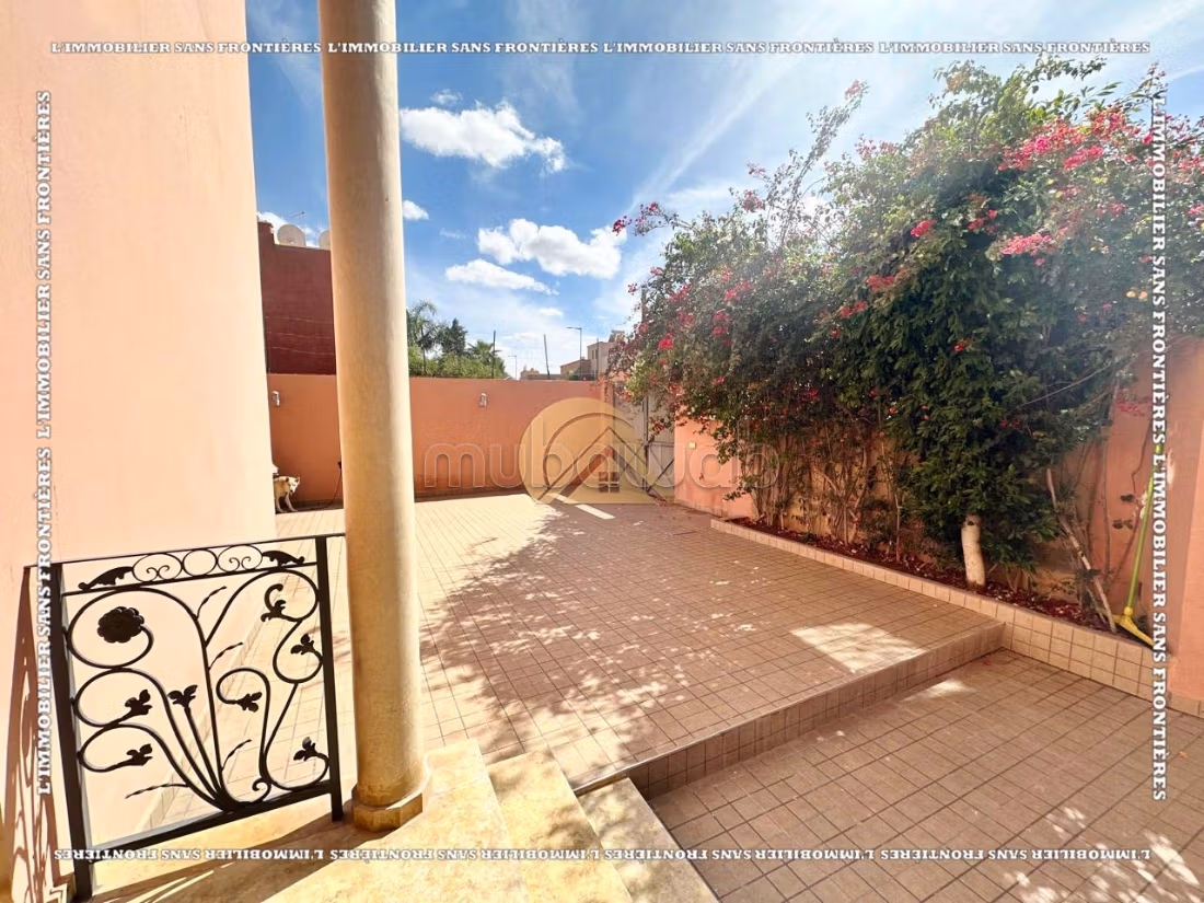Empty villa for sale in Targa, Marrakech – Private property – 400 m² total / 160 m² livable