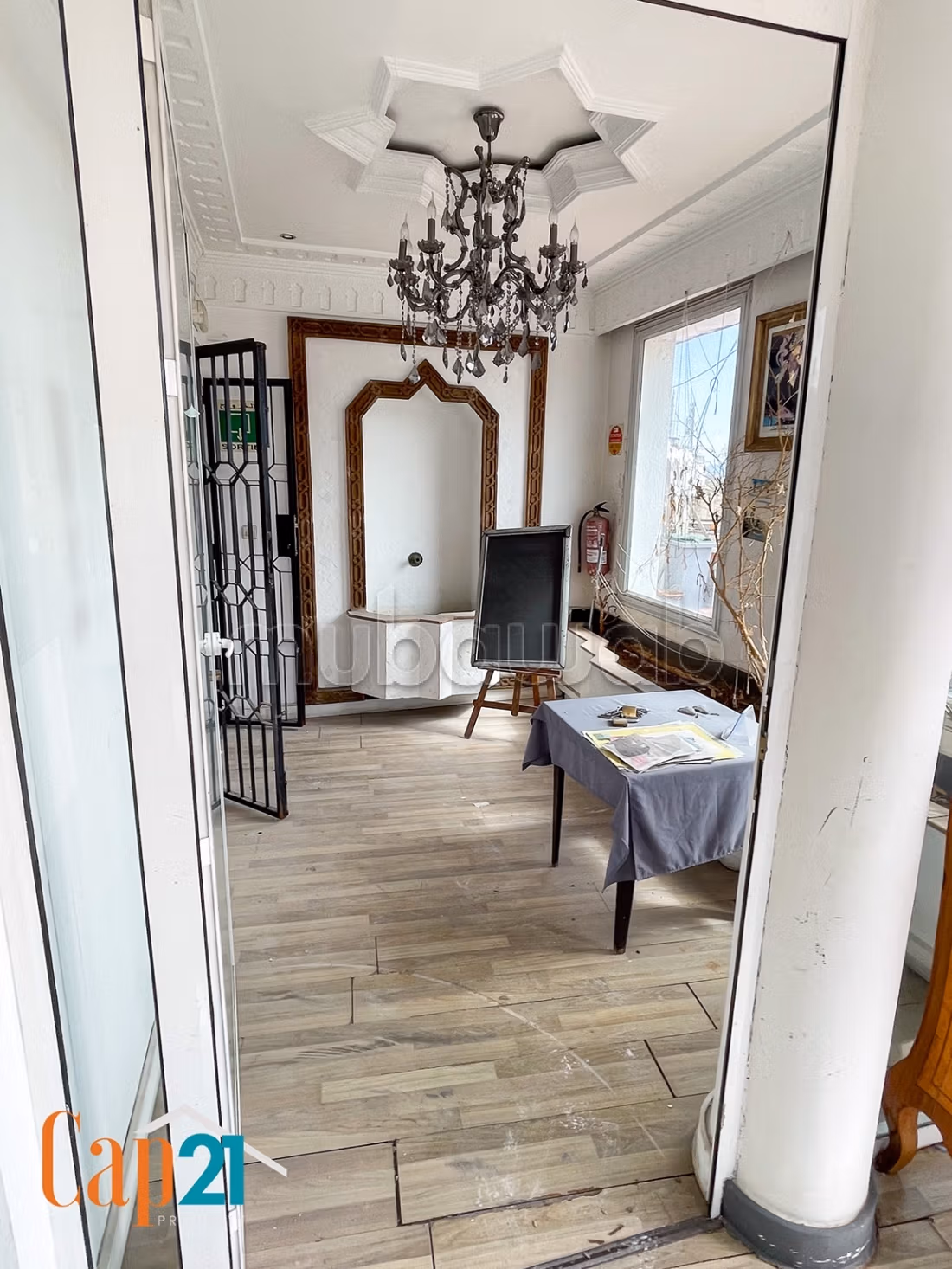 Restaurant for sale - Place du 9 Avril, Tangier
