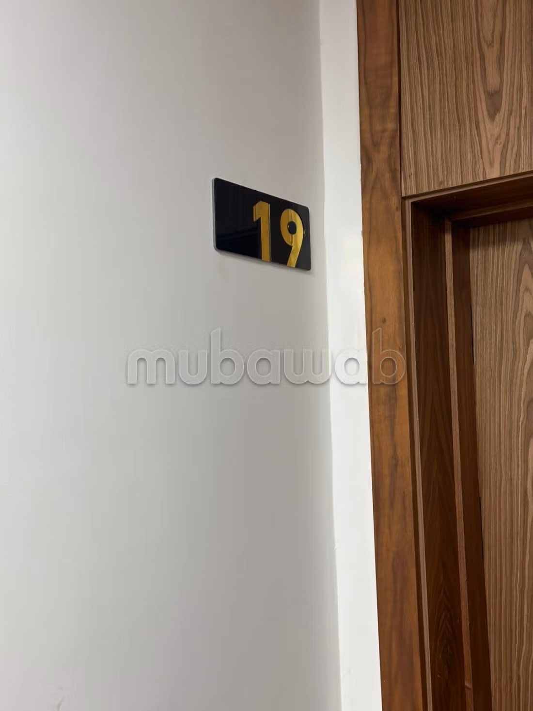 Bureaux en vente à Guéliz. Superficie 68 m². Double vitrage et porte blindée