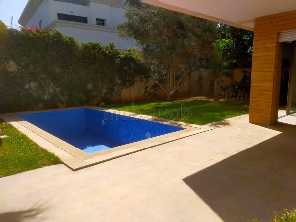 Magnificent villa for rent in California