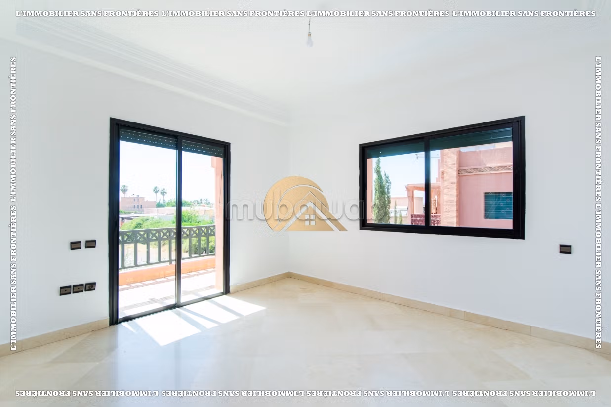 Empty villa for rent in Targa, Marrakech – Secure residence – 350 m²