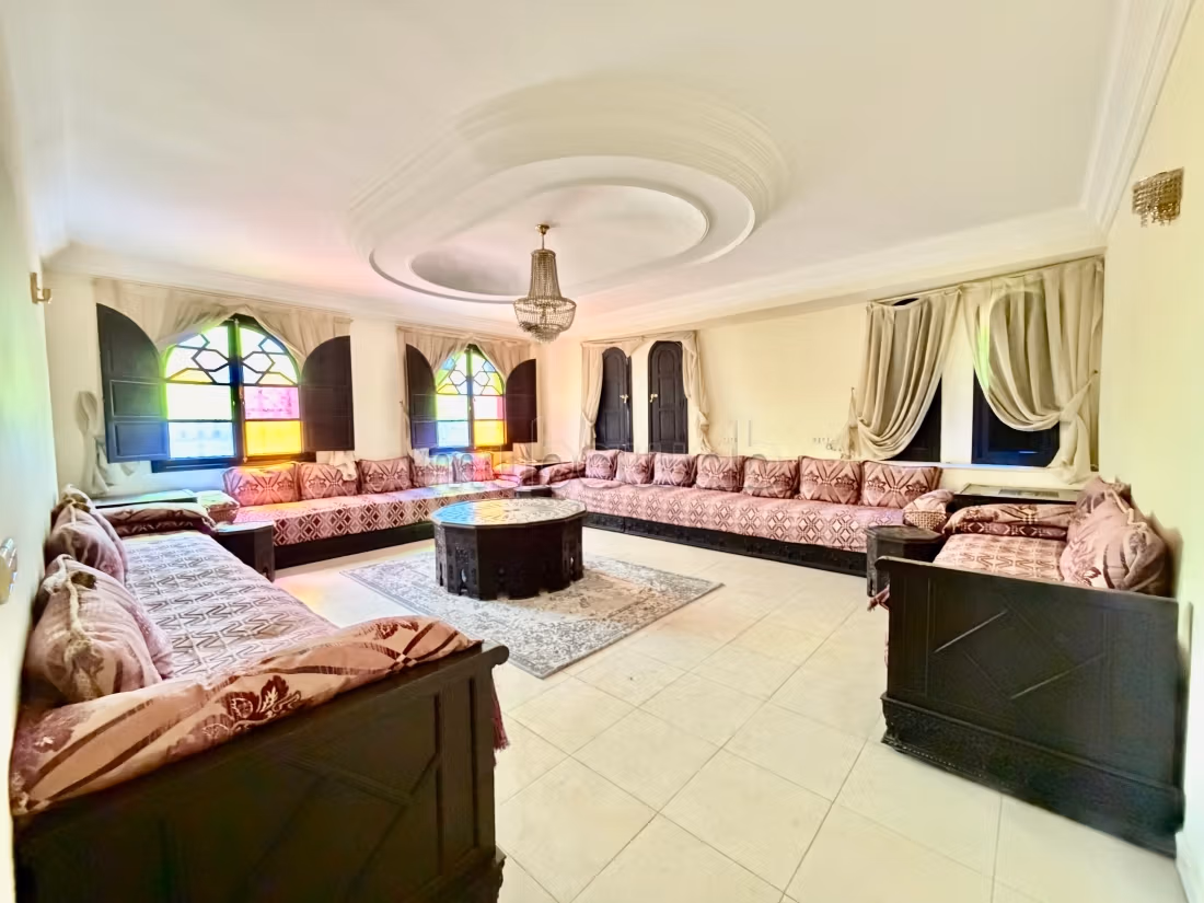 Splendida villa indipendente in vendita a Hay Targa a Marrakech. Con piscina privata e giardino, Superficie 1160 m²