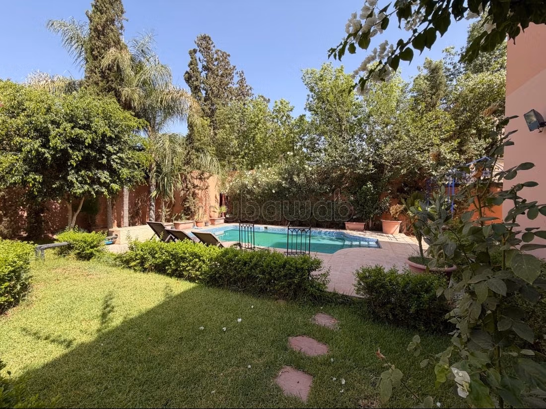 Splendida villa indipendente in vendita a Hay Targa a Marrakech. Con piscina privata e giardino, Superficie 1160 m²