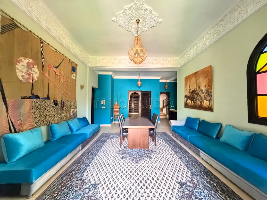 Splendida villa indipendente in vendita a Hay Targa a Marrakech. Con piscina privata e giardino, Superficie 1160 m²