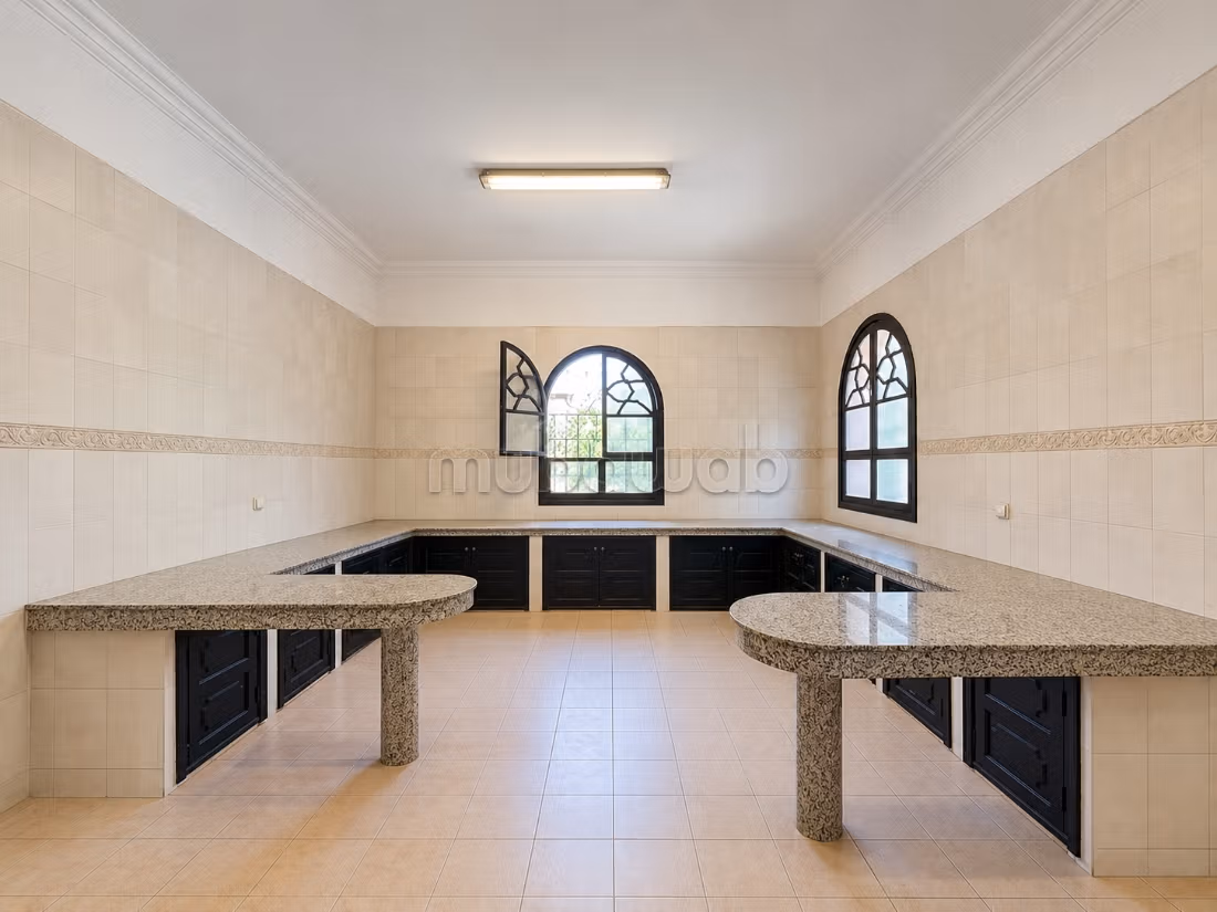 Splendida villa indipendente in vendita a Hay Targa a Marrakech. Con piscina privata e giardino, Superficie 1160 m²