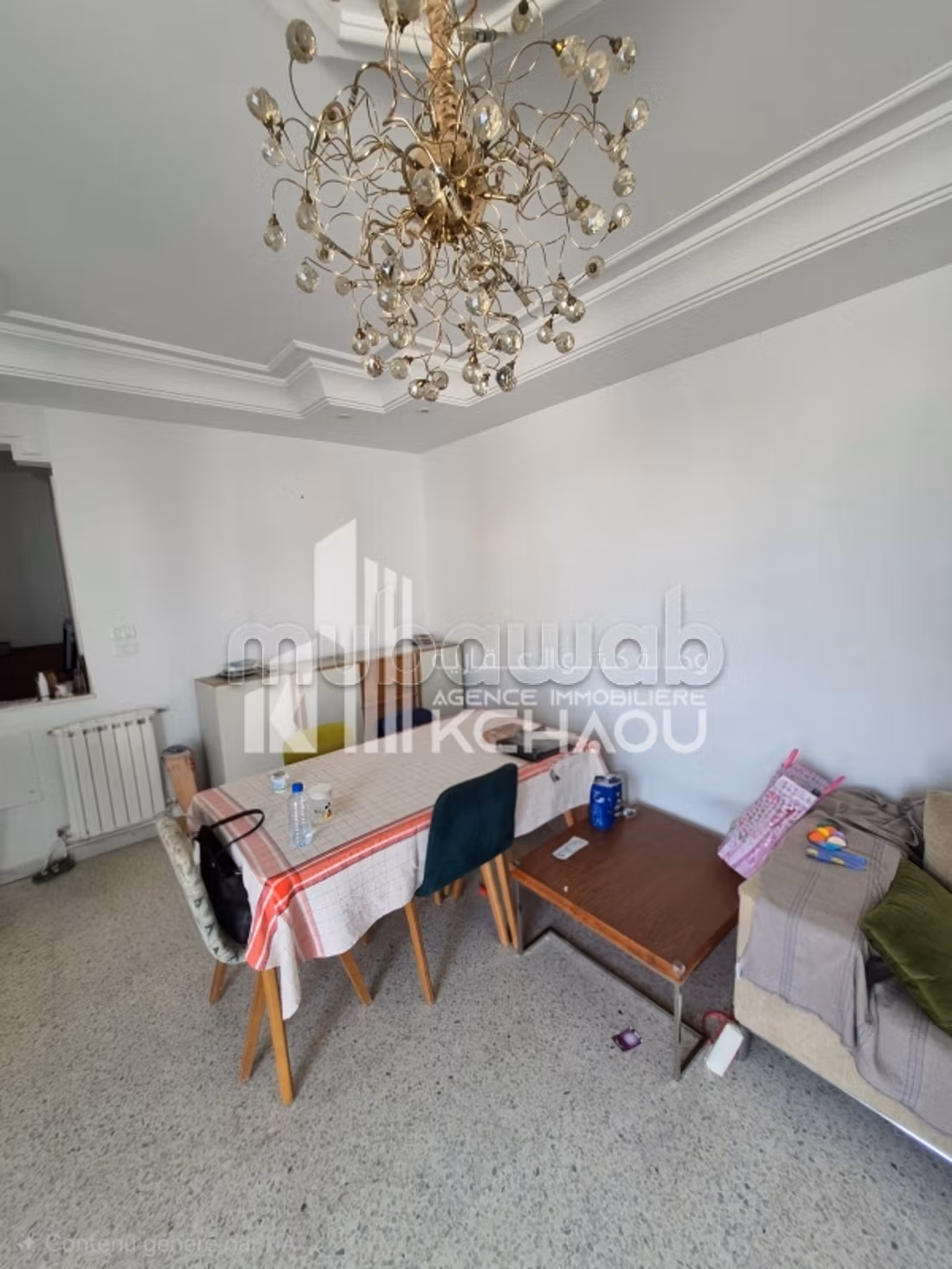 A louer s2 étage villa vide avec terrasse
